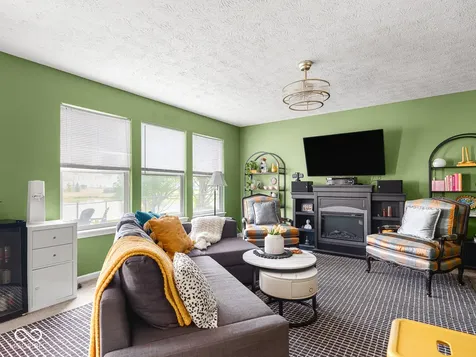 6665 Crestwell Lane Indianapolis IN 46268