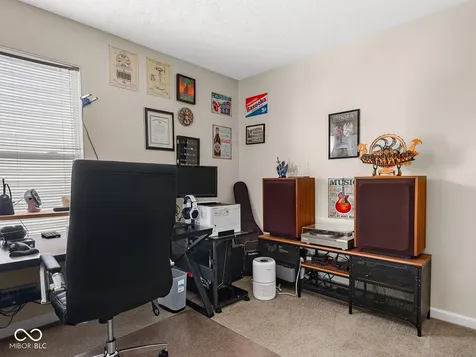 6665 Crestwell Lane Indianapolis IN 46268