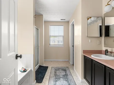 6665 Crestwell Lane Indianapolis IN 46268