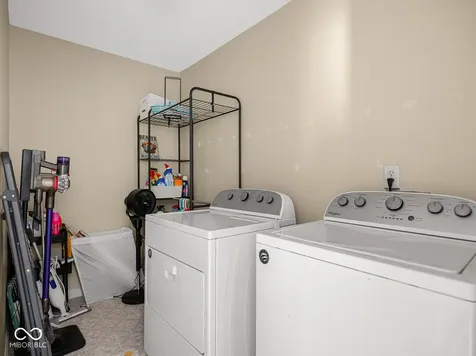6665 Crestwell Lane Indianapolis IN 46268