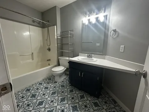 3396 Paddington Drive Columbus IN 47203