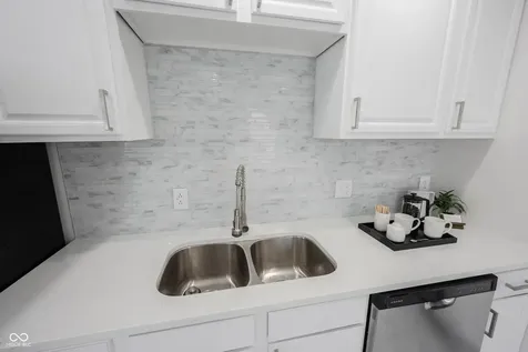 4846 Crittenden Avenue Indianapolis IN 46205
