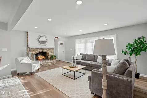 1639 N Buck Creek Greenfield IN 46140