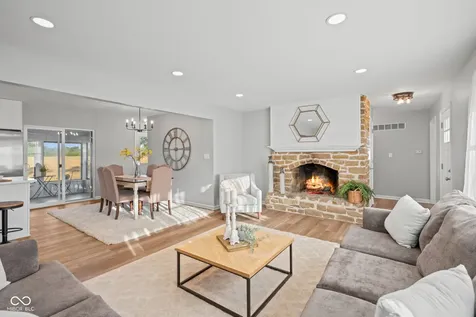 1639 N Buck Creek Greenfield IN 46140