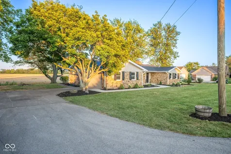 1639 N Buck Creek Greenfield IN 46140