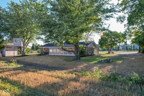 1639 N Buck Creek Greenfield IN 46140