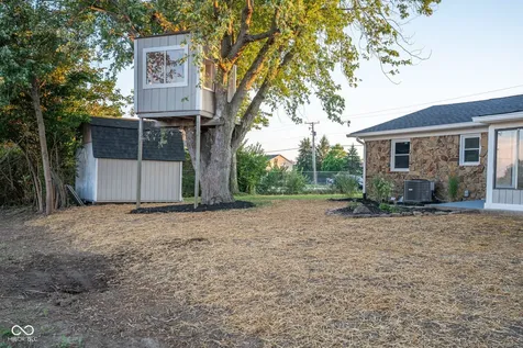 1639 N Buck Creek Greenfield IN 46140