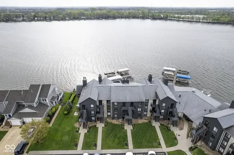 102 Clarendon Drive Noblesville IN 46062
