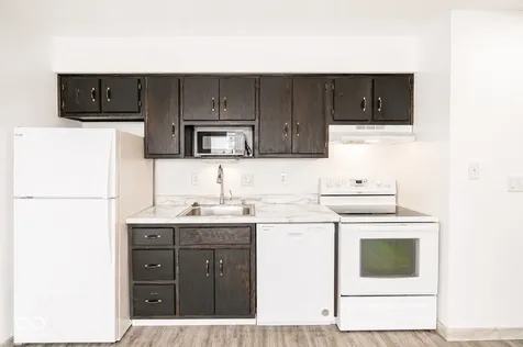 102 Clarendon Drive Noblesville IN 46062