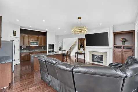 13357 Dumbarton Street Carmel IN 46032