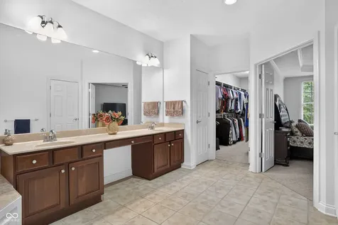 13357 Dumbarton Street Carmel IN 46032