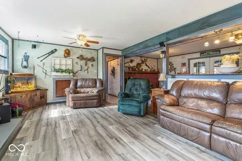 4146 Senour Road Indianapolis IN 46239