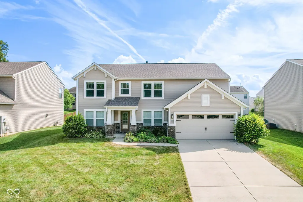 5307 Misthaven Lane Greenwood IN 46143