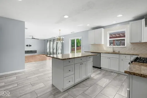 5307 Misthaven Lane Greenwood IN 46143