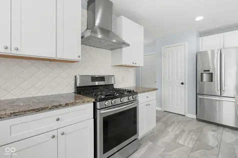 5307 Misthaven Lane Greenwood IN 46143