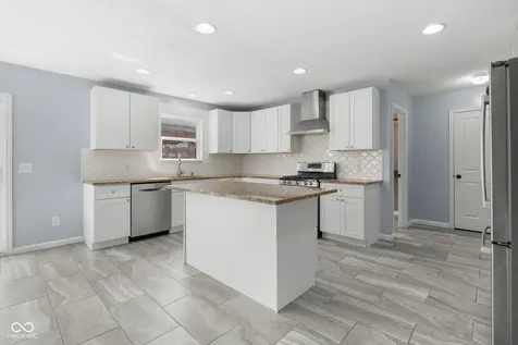 5307 Misthaven Lane Greenwood IN 46143
