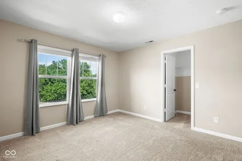5307 Misthaven Lane Greenwood IN 46143
