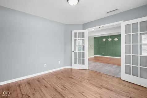 5307 Misthaven Lane Greenwood IN 46143