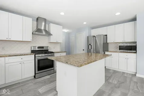 5307 Misthaven Lane Greenwood IN 46143