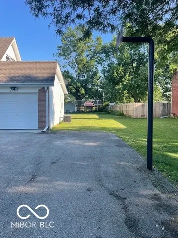 2325 Lee Drive Indianapolis IN 46227
