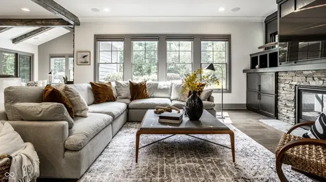 7511 Pine Valley Lane Indianapolis IN 46250