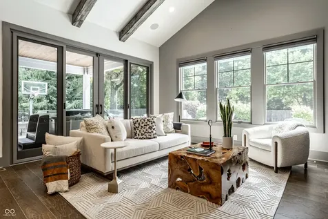 7511 Pine Valley Lane Indianapolis IN 46250