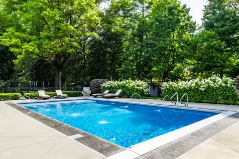 7511 Pine Valley Lane Indianapolis IN 46250