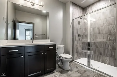 7511 Pine Valley Lane Indianapolis IN 46250