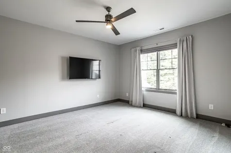 7511 Pine Valley Lane Indianapolis IN 46250