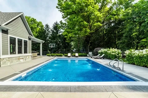 7511 Pine Valley Lane Indianapolis IN 46250
