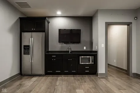 7511 Pine Valley Lane Indianapolis IN 46250