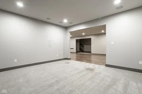 7511 Pine Valley Lane Indianapolis IN 46250