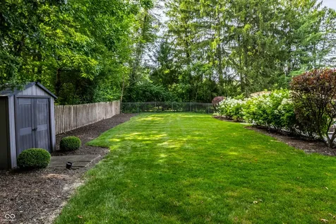 7511 Pine Valley Lane Indianapolis IN 46250