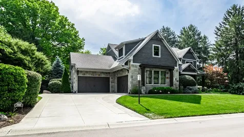 7511 Pine Valley Lane Indianapolis IN 46250