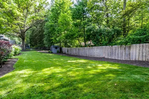 7511 Pine Valley Lane Indianapolis IN 46250