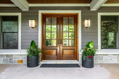 7511 Pine Valley Lane Indianapolis IN 46250
