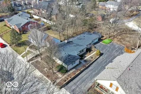 760 W Pine Street Zionsville IN 46077