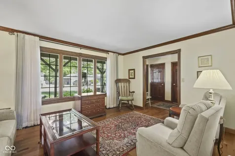 4750 Whirlaway Drive Indianapolis IN 46237