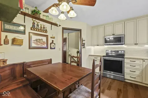 4750 Whirlaway Drive Indianapolis IN 46237