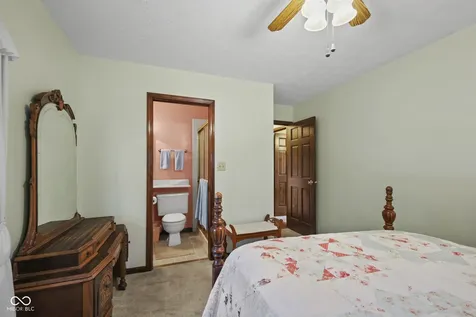 4750 Whirlaway Drive Indianapolis IN 46237