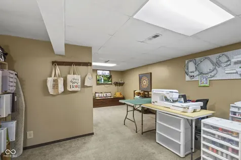 4750 Whirlaway Drive Indianapolis IN 46237