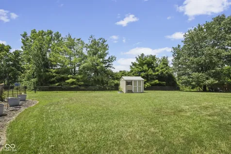 4750 Whirlaway Drive Indianapolis IN 46237
