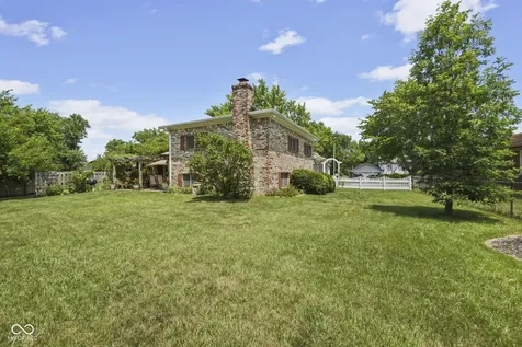 4750 Whirlaway Drive Indianapolis IN 46237