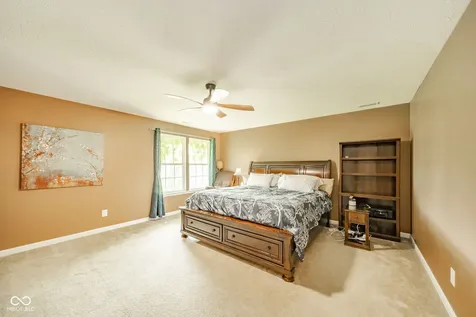 5825 Somerset Boulevard E Bargersville IN 46106