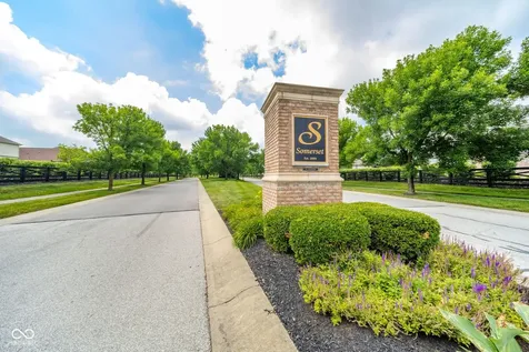 5825 Somerset Boulevard E Bargersville IN 46106