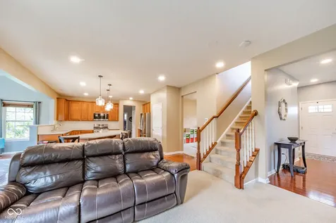 5825 Somerset Boulevard E Bargersville IN 46106