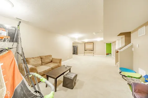 5825 Somerset Boulevard E Bargersville IN 46106