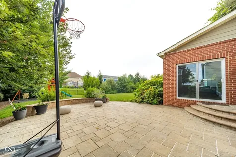 5825 Somerset Boulevard E Bargersville IN 46106
