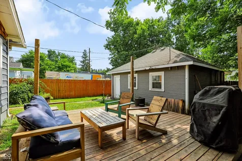 3910 N Kenwood Avenue Indianapolis IN 46208