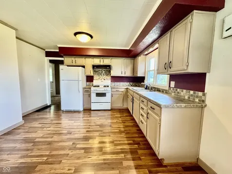 2959 Gil Gal Road Heltonville IN 47436
